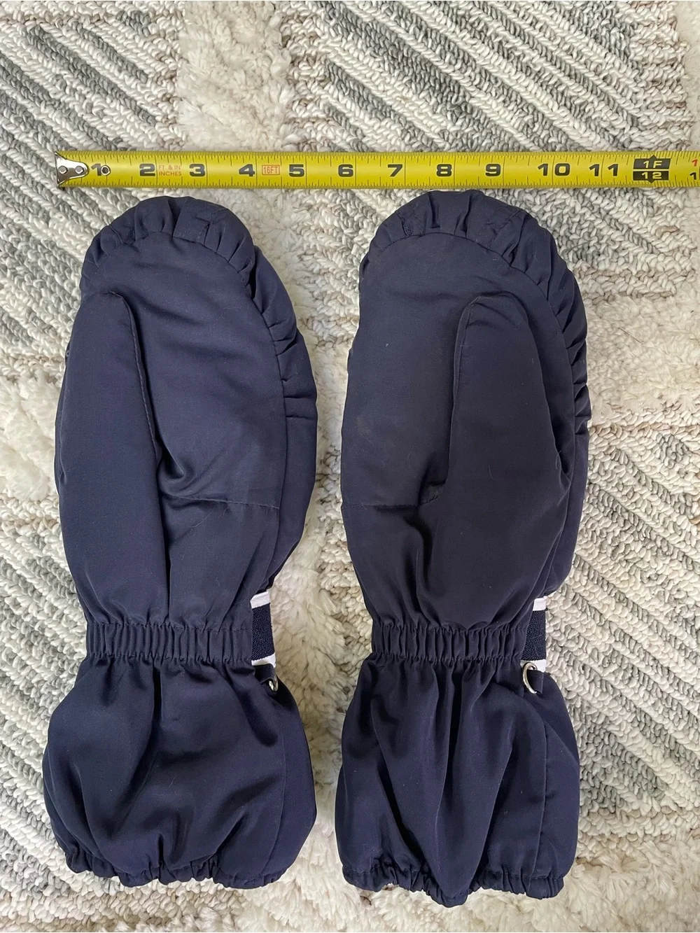 The Company Store -  Navy Insulated Mittens with Elastic Strap - Size M